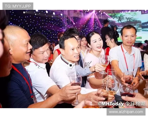 杨丽专访:从青涩少女到羽毛球冠军的奋斗与成长之路 杨丽专访:从青涩少女到羽毛球冠军的奋斗与成长之路