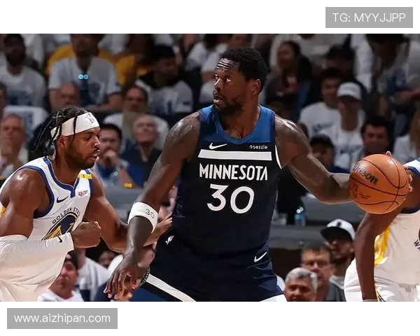 2017年勇士与爵士季后赛激战回顾及精彩瞬间分析