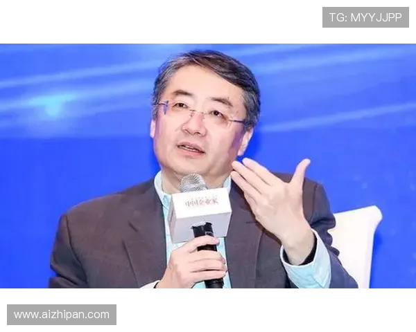 专访王强:深入探讨足球领域成功背后的秘诀与经验分享 专访王强:深入探讨足球领域成功背后的秘诀与经验分享