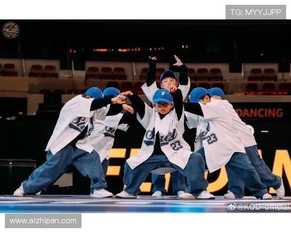 成都街舞队在全国街舞节奏排行榜中荣获第九名的辉煌成就